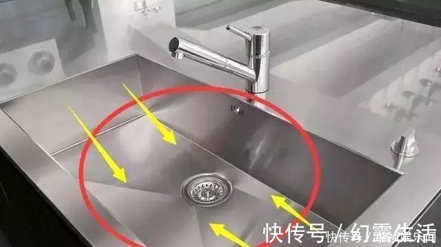 水槽|厨房别再装传统水槽，难清洁又不实用，现在流行这样装