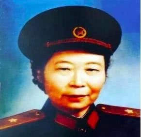 女将军|共和国第一女将，一生三段婚姻，膝下二十多子女却无一亲生