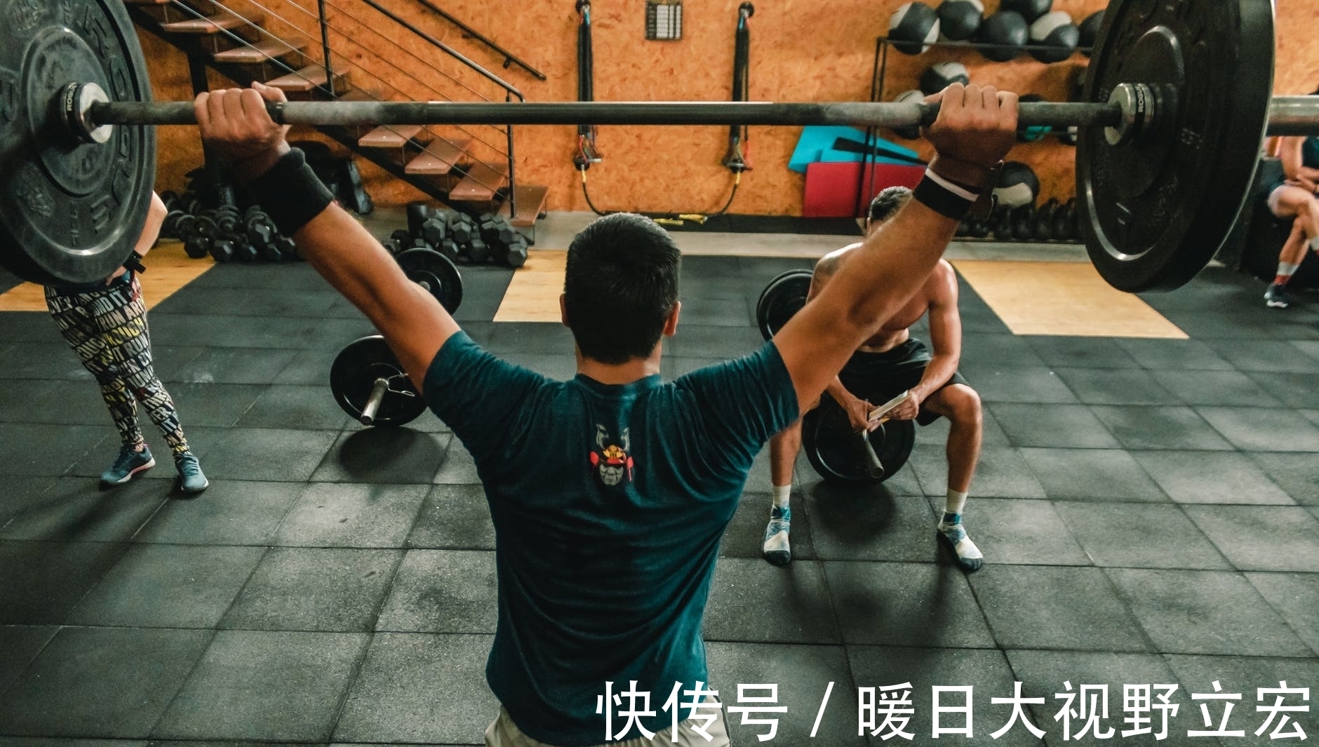 补充蛋白质|锻炼身体的时候，少不了力量锻炼，新手锻炼更应循序渐进