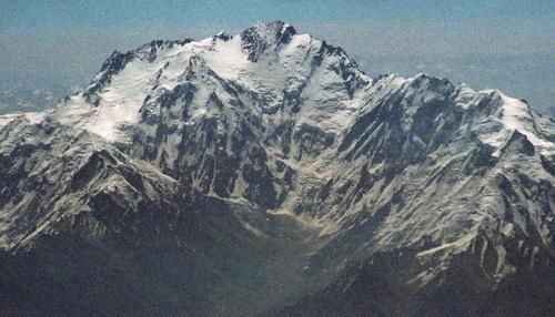 真相|他为了成为登山之王，在8000米山顶抛弃亲弟弟，最后说出真相