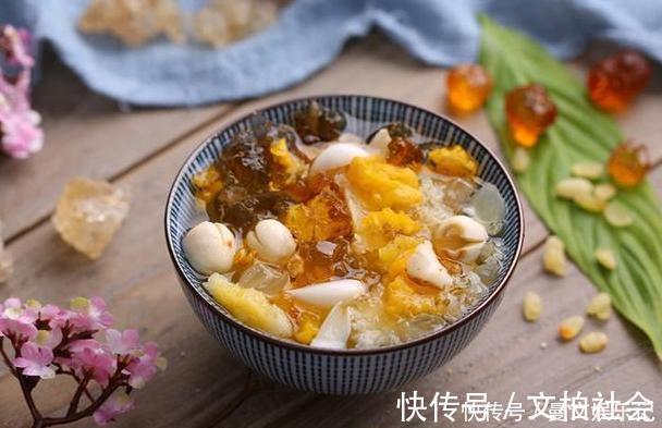 南瓜子仁|建议中老年人多吃下面这些食物，价格便宜又营养，常吃气色好