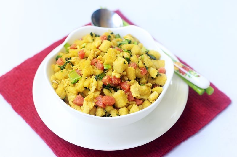 粗粮|想养胃就多吃它，金黄酥软，一锅炒出来，一家老小都能吃