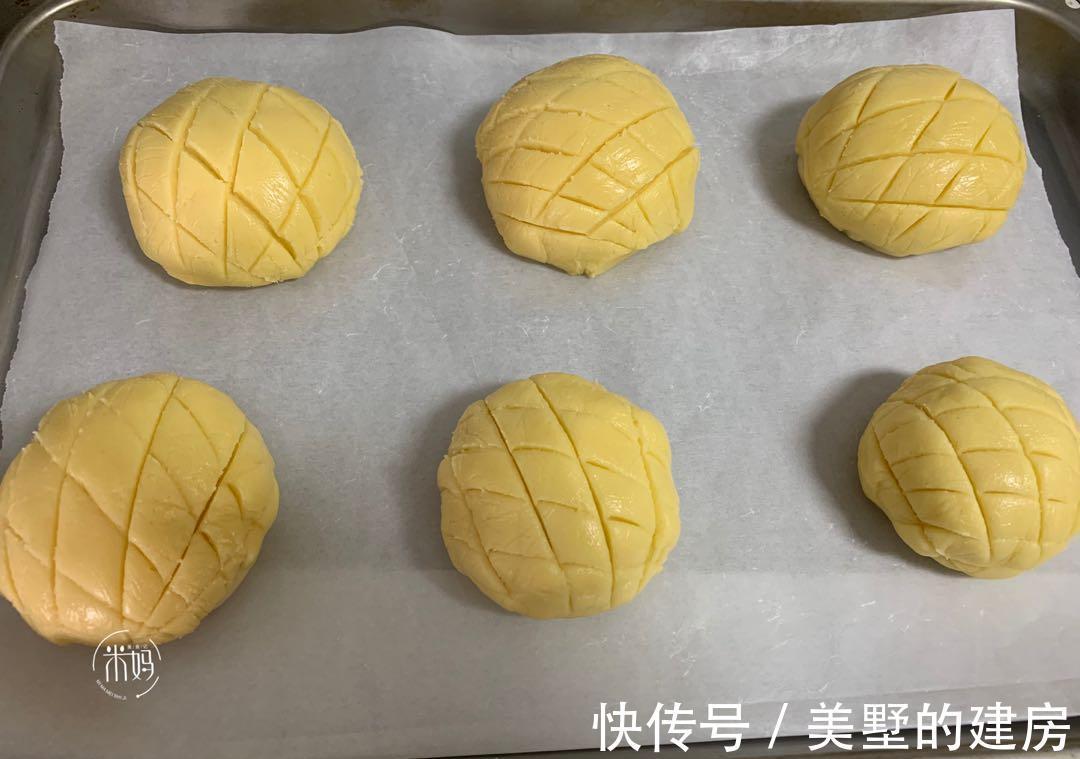 面包|自从学会面粉这种做法，女儿隔三差五点名吃，缺点就是太酥太好吃