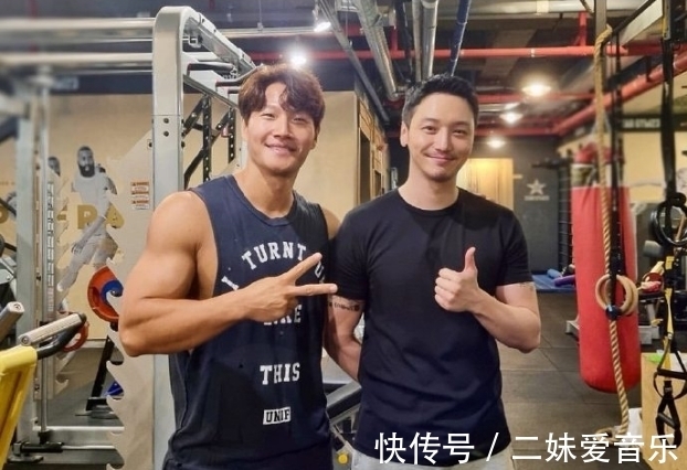 閑著干嘛呢|劉在石《油葵子》收視率5.9%!金鐘國與演員卞耀漢合照