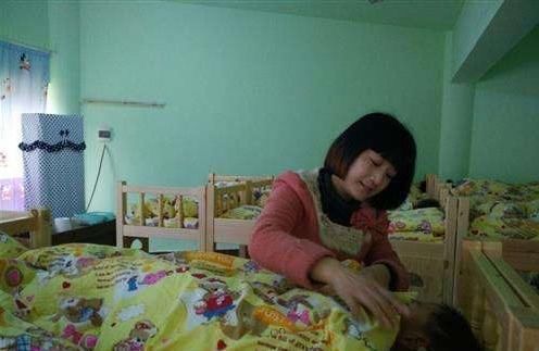 深度睡眠|妈妈带娃孩子不长个,奶奶带娃身高猛涨,医生:都是午睡惹的祸