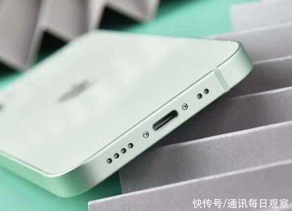 iphone 12|开启让路旅行？iPhone手机价格开始下调，这几款更值得入