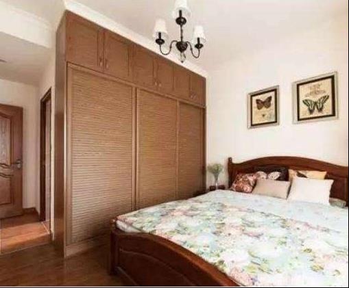 石膏线|衣柜如果装到顶,这个东西你可不能少,装了跟没装的效果差很多