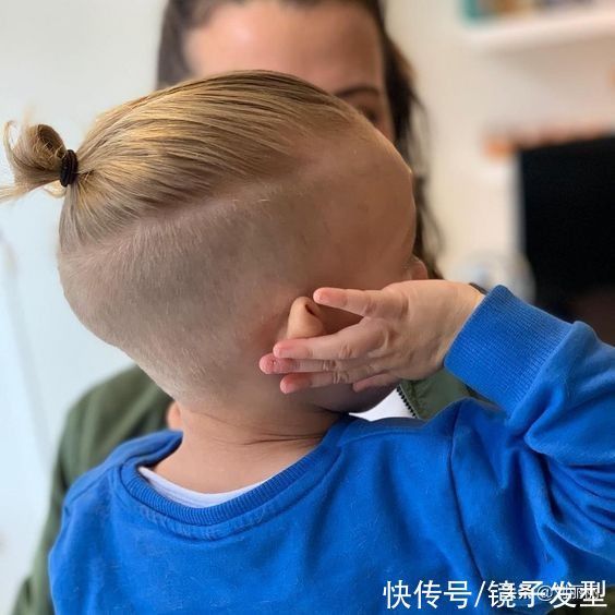 硬发质|别再迷信正月不剪发了,小男孩发型这样剪16款,越剪越帅气