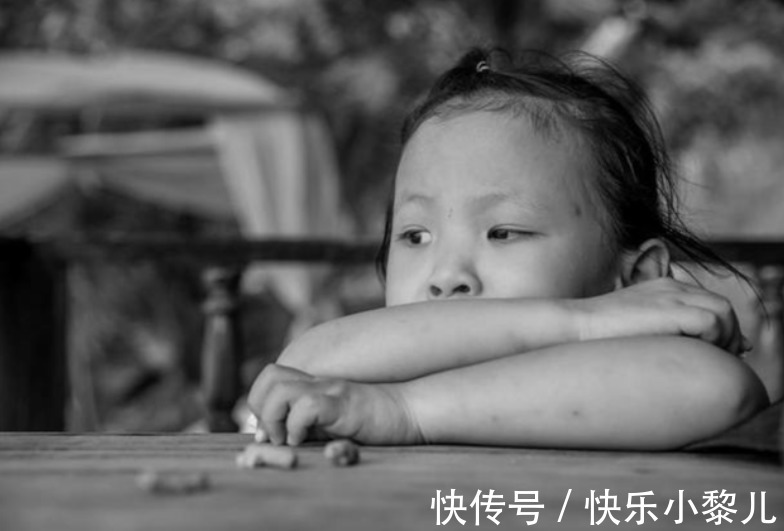 孩子|内心“缺爱”的孩子,一眼就能被看出来,想藏也藏不住