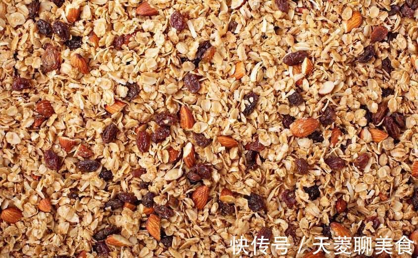 胆固醇|吃燕麦可以减肥？提醒：早餐吃燕麦的四大好处，赶紧吃起来