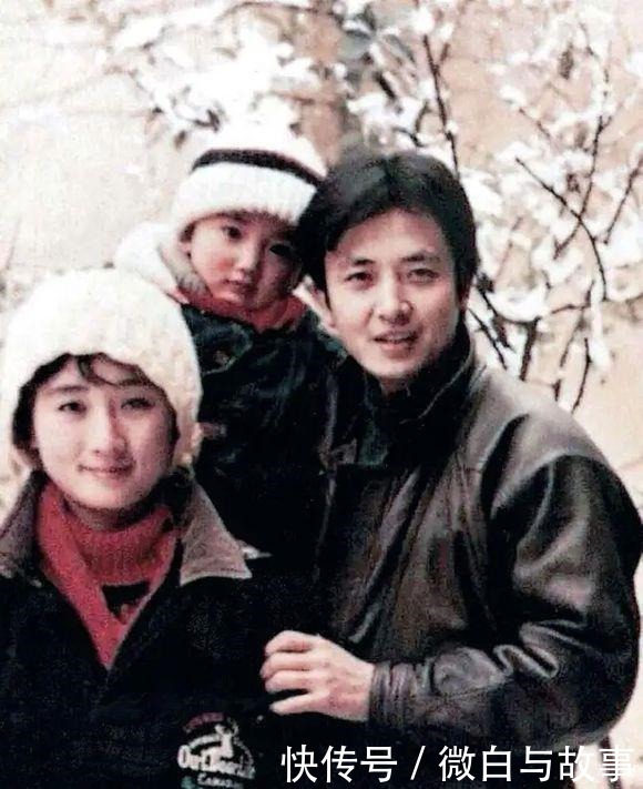 他饰演87版《红楼梦》中的柳湘莲面如秋月,本是宝玉的第一人选!