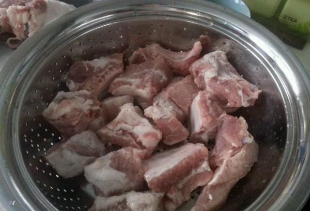 糖醋排骨超简单的做法，美味而不腻，全家都爱吃