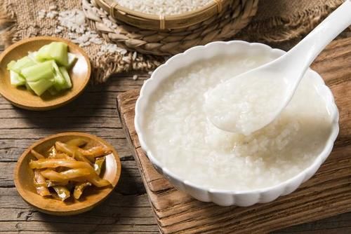 食物|早餐远离这些食物,营养低还容易长肉,再忙也别吃