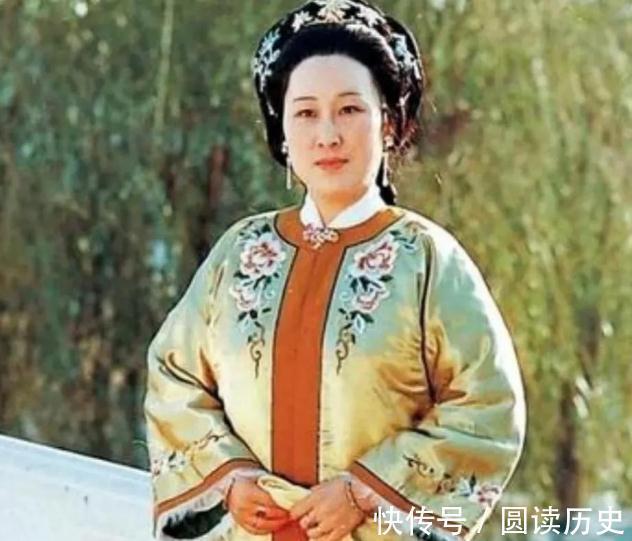 贾母$撕开虚伪的面纱就会发现,薛宝琴这明艳的姑娘,在京都受尽羞辱