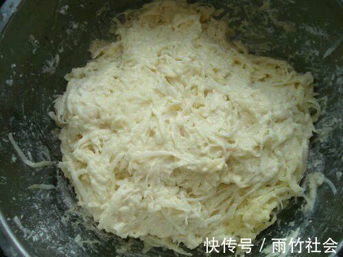炸萝卜丸子怎么做才酥脆?牢记“4放2窍门”,丸子不散,蓬松酥脆