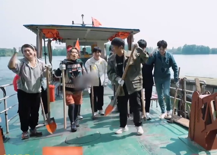 银屏|下期《向往5》预告:张子枫“银屏初吻”来做客,可把黄磊气坏了