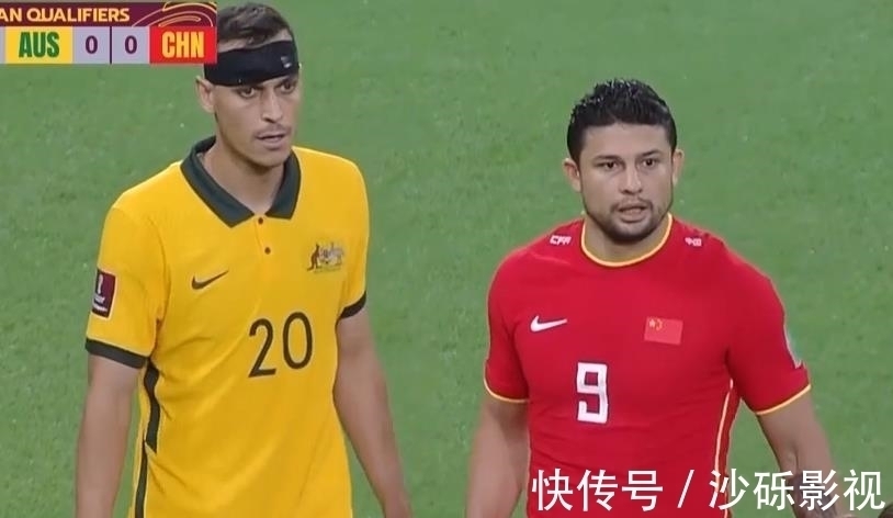 国足|阿兰洛国富被弃用!李铁变阵失败遭质疑,彭伟国:归化了干嘛?