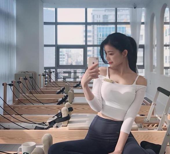 健身|173cm健身女达人，身材高挑曲线好，吸粉无数，坚持运动是关键