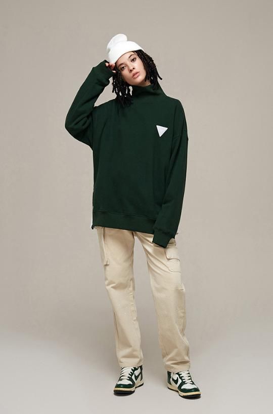 冬天冷飕飕，卫衣+羽绒保暖有型又不费时间！