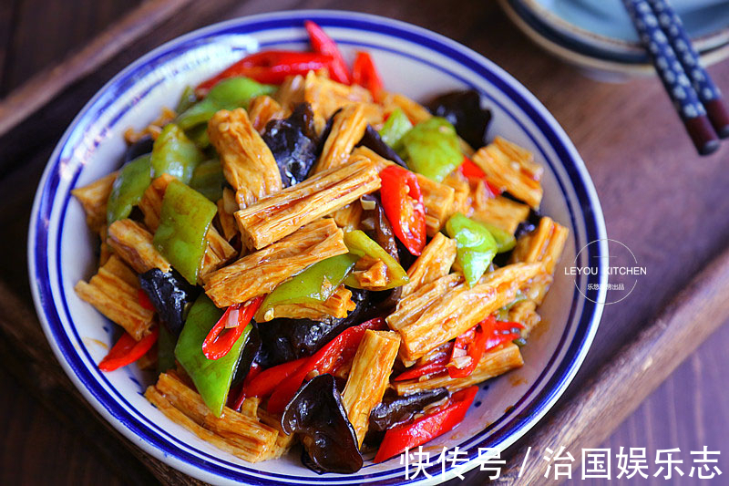 秋天，适合多吃点木耳，8种做法，换着做，天天吃都有新鲜感