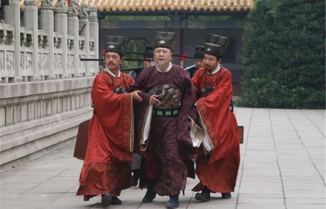 宋仁宗|辽使出上联:三光日月星,苏东坡连对2副下联,对方惭愧退下