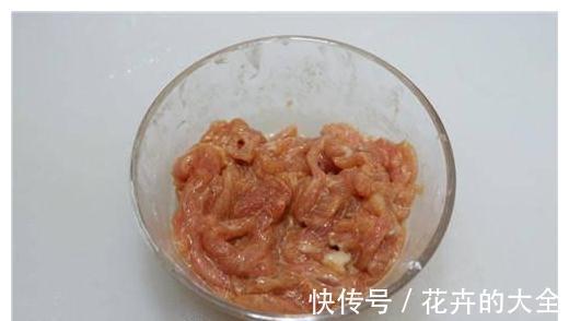 蒜苔炒肉丝|它和肉丝炒，脆嫩有嚼劲，鲜亮有食欲，能吃2碗饭，专治没胃口