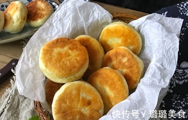 酥软|苹果新吃法，香甜酥软，做法简单，一口平底锅就能轻松搞定