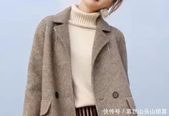 建议|建议大家:大衣下面别穿小脚裤,显矮!瞧她这样穿,小个子也显高