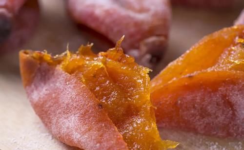  央视|被央视报道过的一种柿饼，咬一口软糯香甜，错过了还要再等一年！