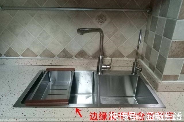 工人|厨房橱柜验收分四步,就算安装时不在场,也不怕工人动手脚!