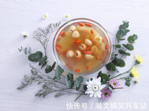 上有老下有小|保温杯中泡枸杞,人到中年有惊喜,正确泡法教给你,这样才真管用