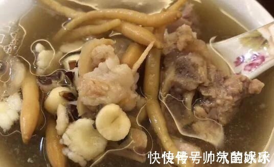 营养物质|秋季长高王或是此物,医生:12岁男孩爱吃,一年长高15公分