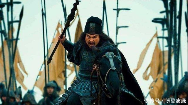 粮草|张飞八尺长矛刺中许褚，后来的许褚还敢狂吗