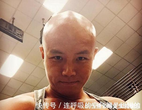 乐嘉|乐嘉这些年经历了什么,从金牌主持到街头脱口秀,静心修佛却饮酒