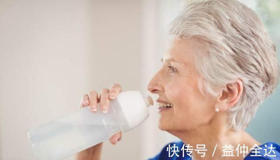 脂质|血脂高的人,多观察手指,若没3个异常,说明脑梗离你还很远