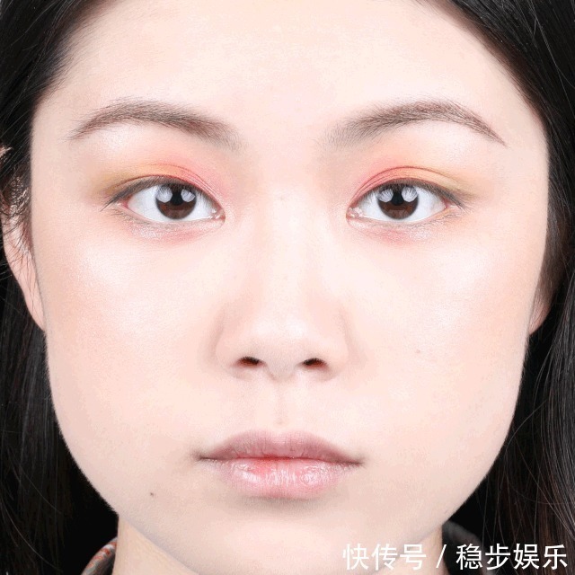 实用妆教贴夏日画“小雏菊妆”让你颜值加倍