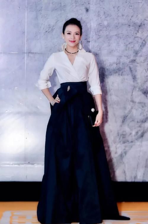 4种衬衫的搭配配色，让你美过整个春天，再不用羡慕别人穿衬衫好看了