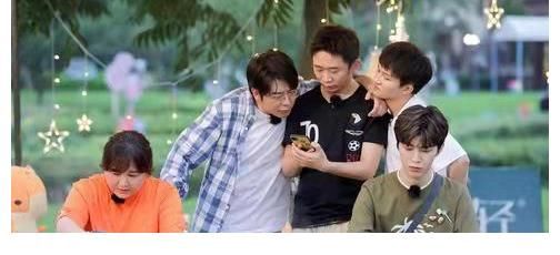 第三季|《青春環(huán)游記》第三季將播，春游家族大換血，吳彤回應(yīng)換人原因