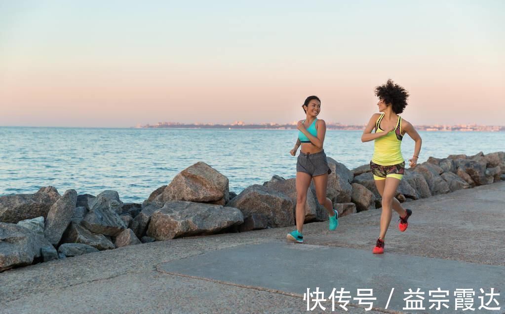 燃脂|如何跑步才能消耗脂肪?经常跑步,会伤害膝盖吗?