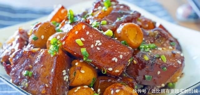 正月十五元宵节,家宴菜单已备好,5荤4素1汤上一桌,十全十美