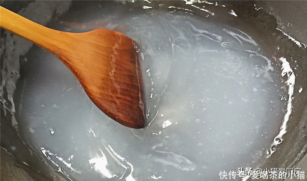 搅凉粉|从搅凉粉开始教你做酸辣凉粉，在家也能轻松吃到的美味，特解馋