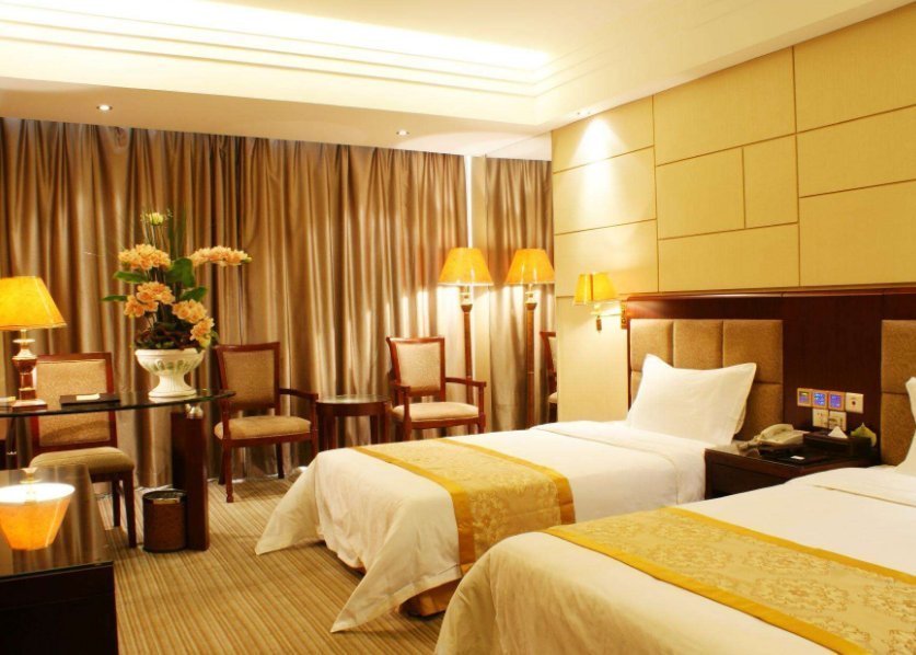 为何凌晨住酒店时,前台经常说没房间了网友都是套路