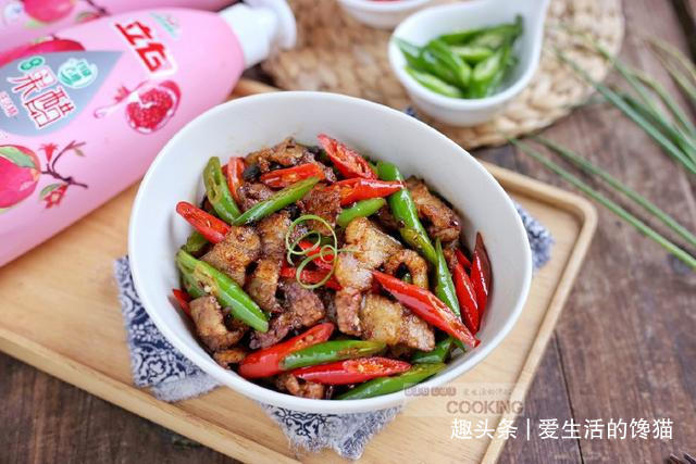 原来正宗的小炒肉是这样做,教你几个小技巧,每一步都很实用