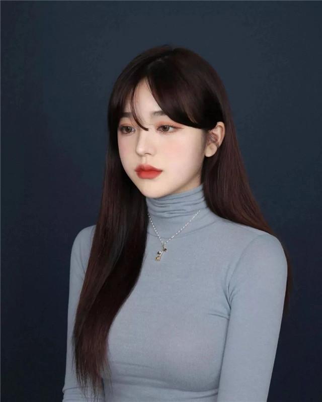 女孩们 女人不管颜值有多高,这些发型最好别剪,显老又土气,尤其第2种