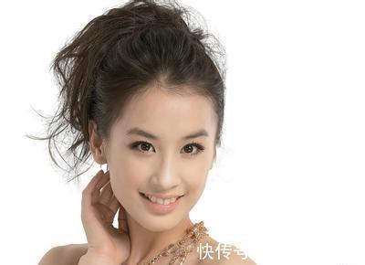蓬松 头发中隐藏的秘密：女人越聪明，越喜欢用这3种发型掩饰自己