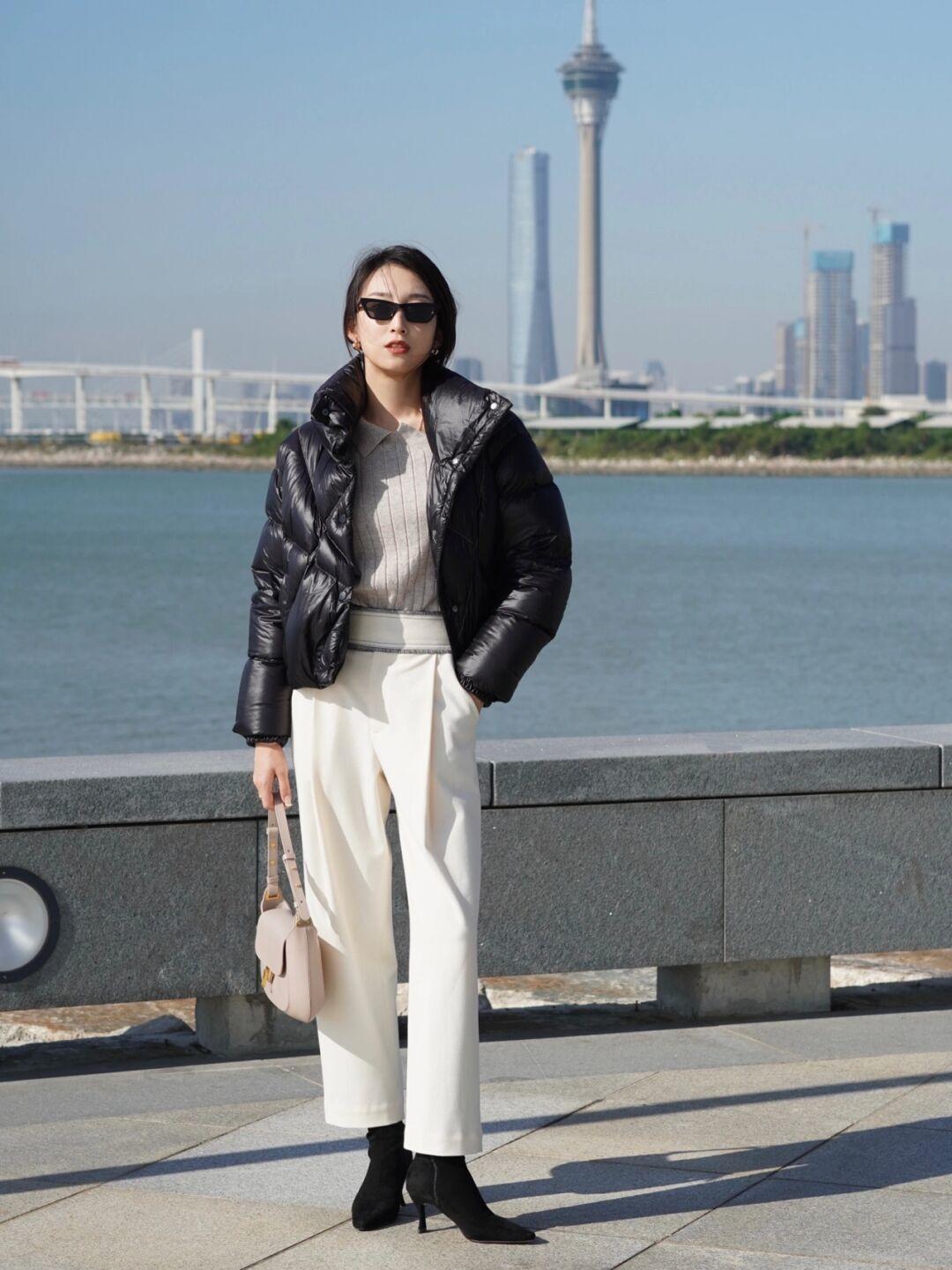 百搭|冬季基础色羽绒服才“真香”,百搭实用还遮肉,配什么单品都好看