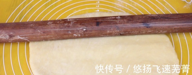 鸡蛋手擀面怎么做教你一招,面条爽滑筋道,吃着真过瘾!