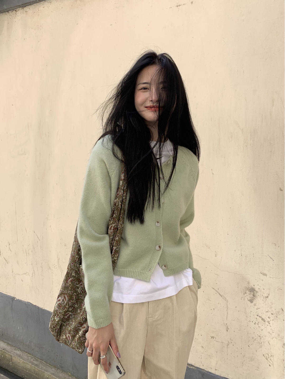 卫衣|今年秋天入手不后悔的3款外套,怎样穿都好看,重点是百搭又洋气