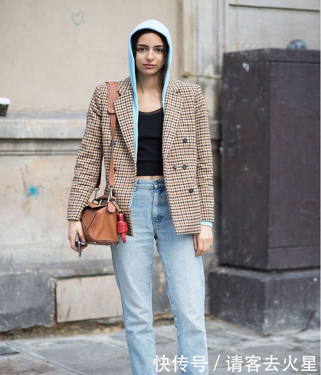 流行|冬季穿西装别配小皮靴了,今年流行这款鞋子,显瘦又洋气