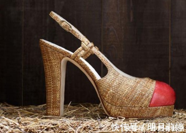 鞋子|香奈儿鞋子有多“娇气”?看看模特怎么做的,真是贫穷限制想象力